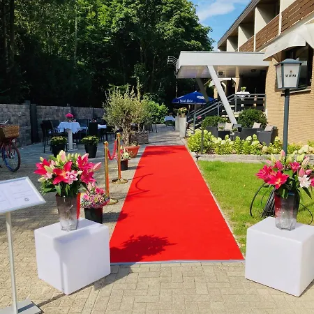 فندق Wiesengrund Business & Boutique دينكلاغه