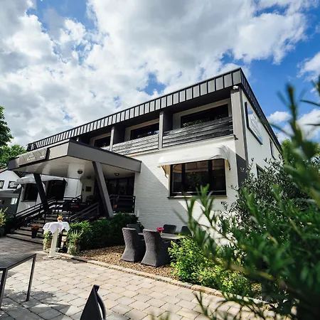 Wiesengrund Business & Boutique فندق