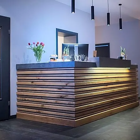فندق Wiesengrund Business & Boutique دينكلاغه