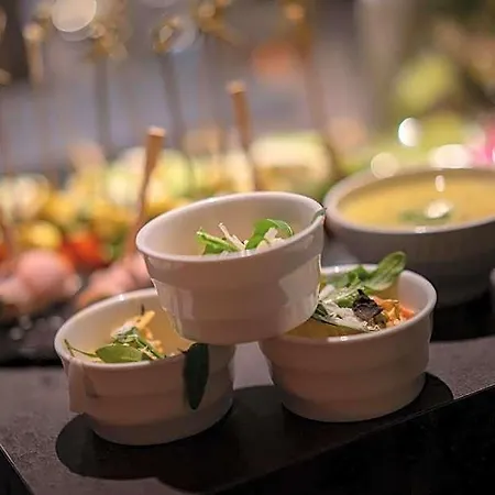 Wiesengrund Business & Boutique 3* دينكلاغه