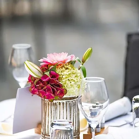 Wiesengrund Business & Boutique 3* دينكلاغه