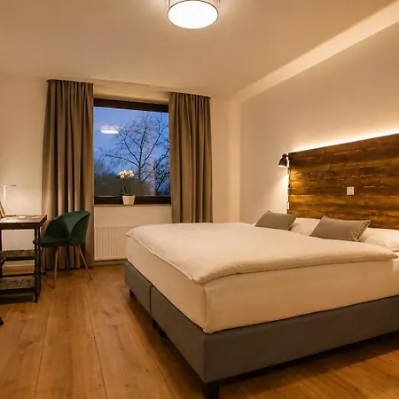 فندق Wiesengrund Business & Boutique دينكلاغه