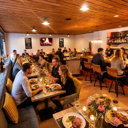 Wiesengrund Business & Boutique 3* دينكلاغه