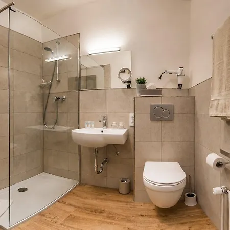 Wiesengrund Business & Boutique 3*