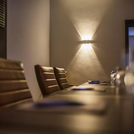 Wiesengrund Business & Boutique 3* دينكلاغه