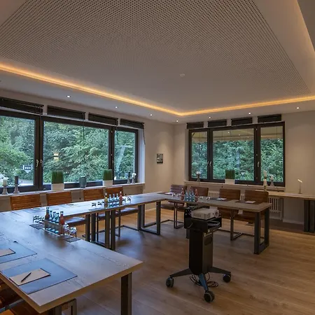 Wiesengrund Business & Boutique 3* دينكلاغه